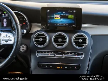 MERCEDES-BENZ GLC 300 e 4M AMG Line  LED MBUX Cam MBUX