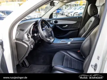 MERCEDES-BENZ GLC 300 e 4M AMG Line  LED MBUX Cam MBUX