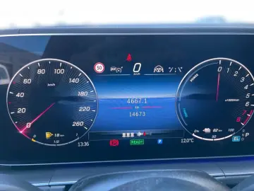 MERCEDES-BENZ GLE 400 e 4M Coupé AMG PANO AHK AIRMATIC BURME