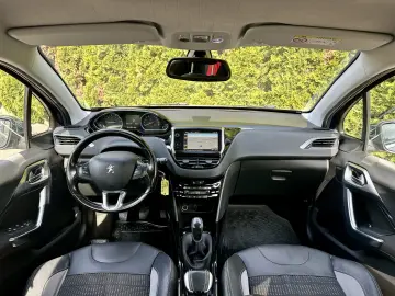 Peugeot 2008 127.000km Moduri Park assist Rate Garantie