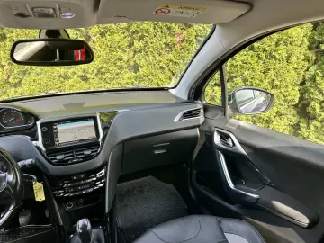 Peugeot 2008 127.000km Moduri Park assist Rate Garantie