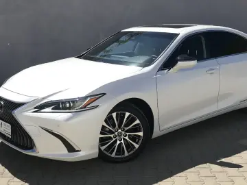 Lexus Seria ES 300h Executive