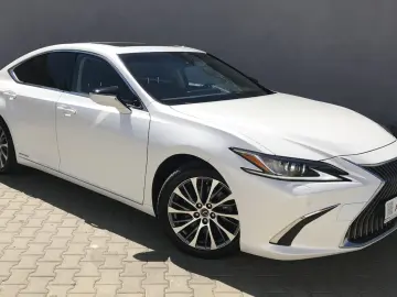 Lexus Seria ES 300h Executive