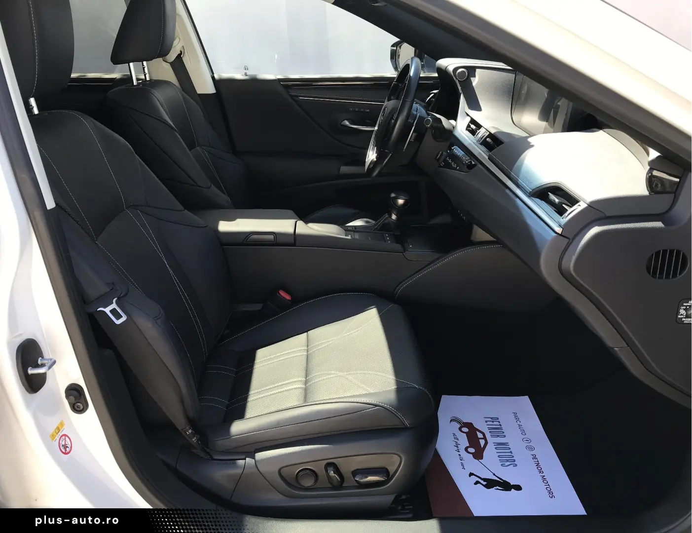 Lexus Seria ES 300h Executive