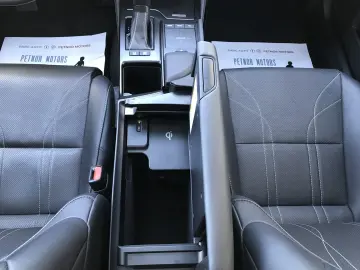 Lexus Seria ES 300h Executive