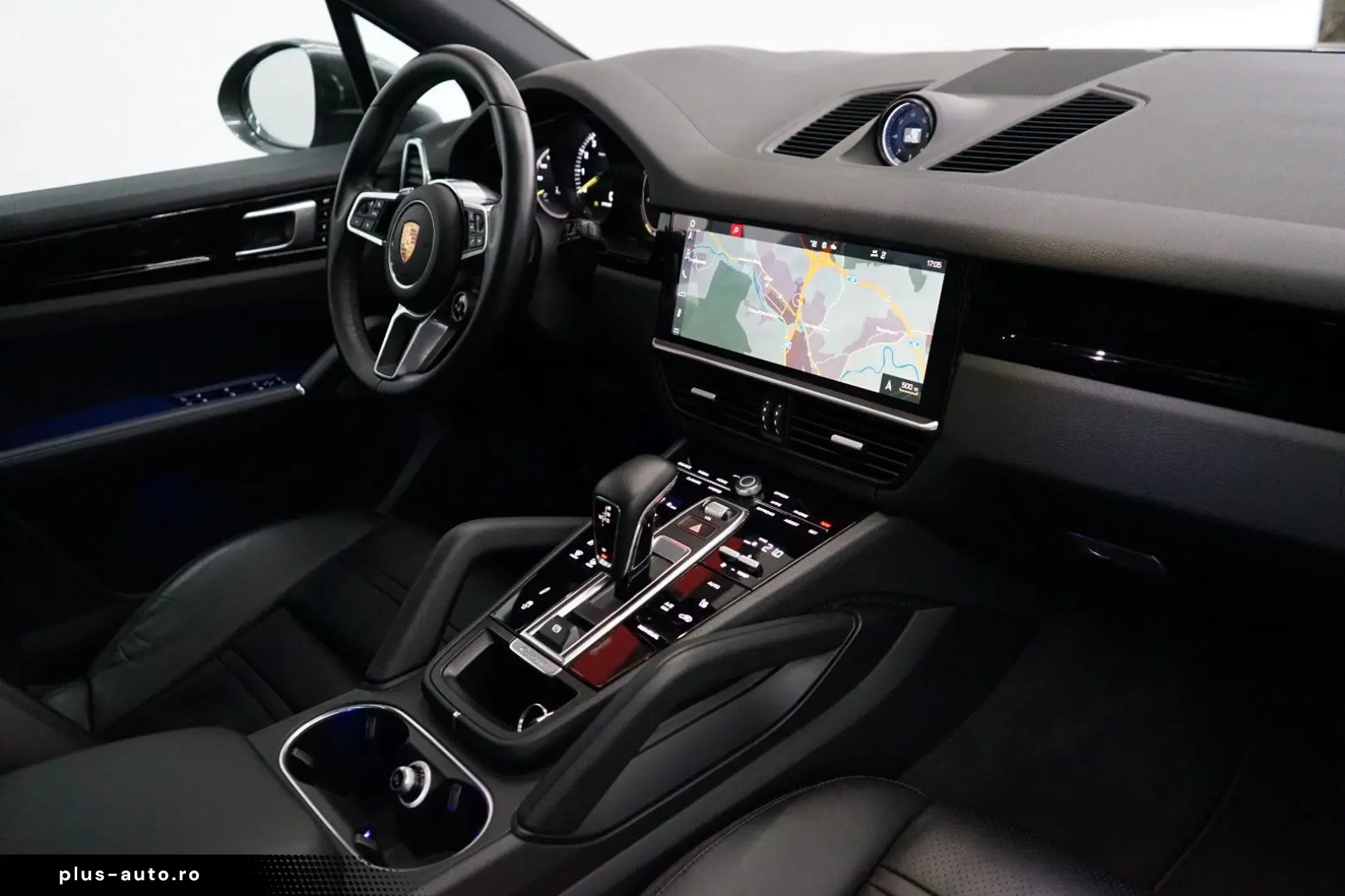 PORSCHE Cayenne E-Hybrid PANO HeadUp MATRIX AHK BOSE 21z