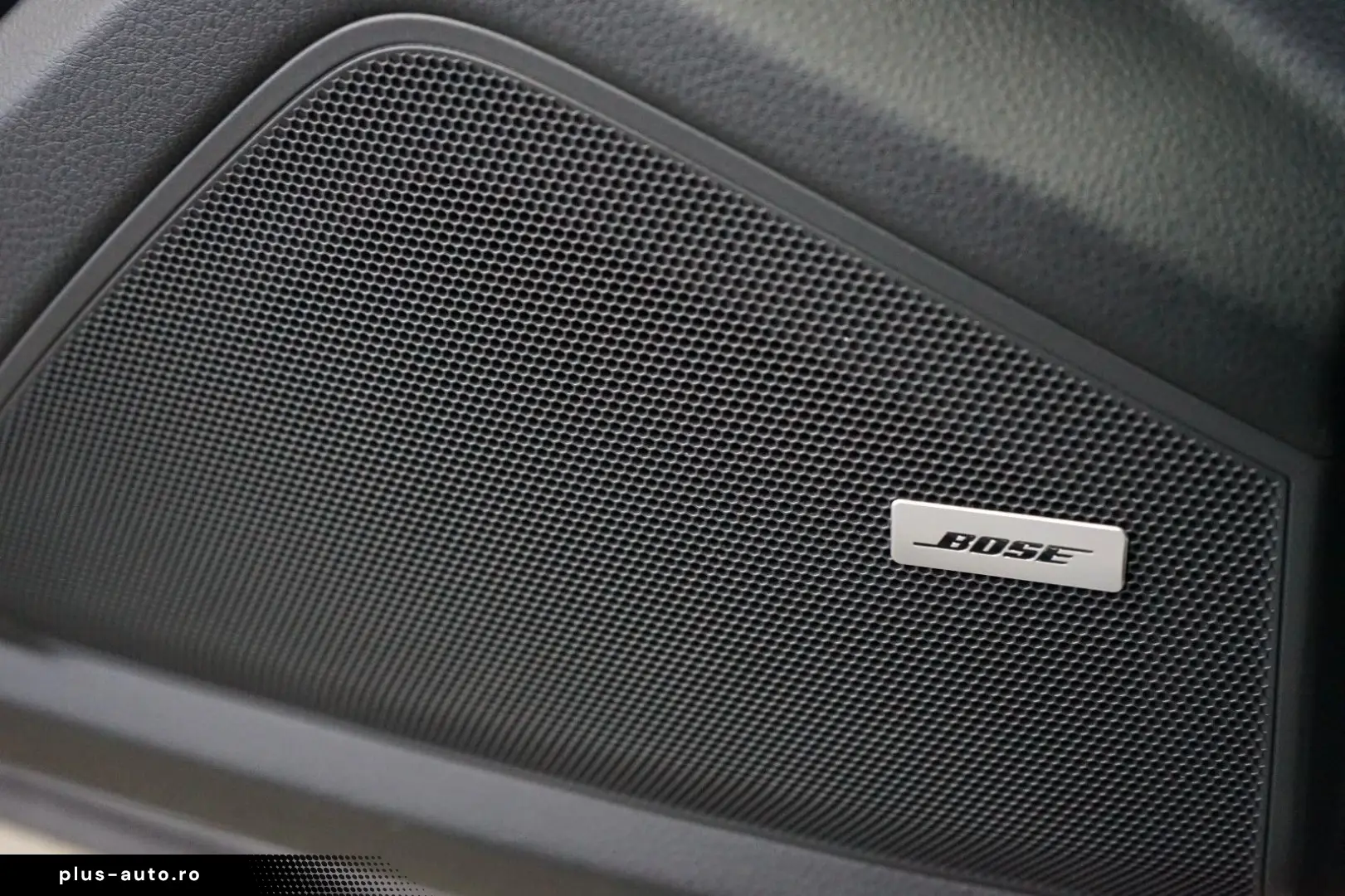 PORSCHE Cayenne E-Hybrid PANO HeadUp MATRIX AHK BOSE 21z