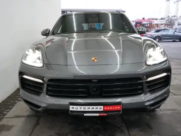 PORSCHE Cayenne E-Hybrid PANO HeadUp MATRIX AHK BOSE 21z