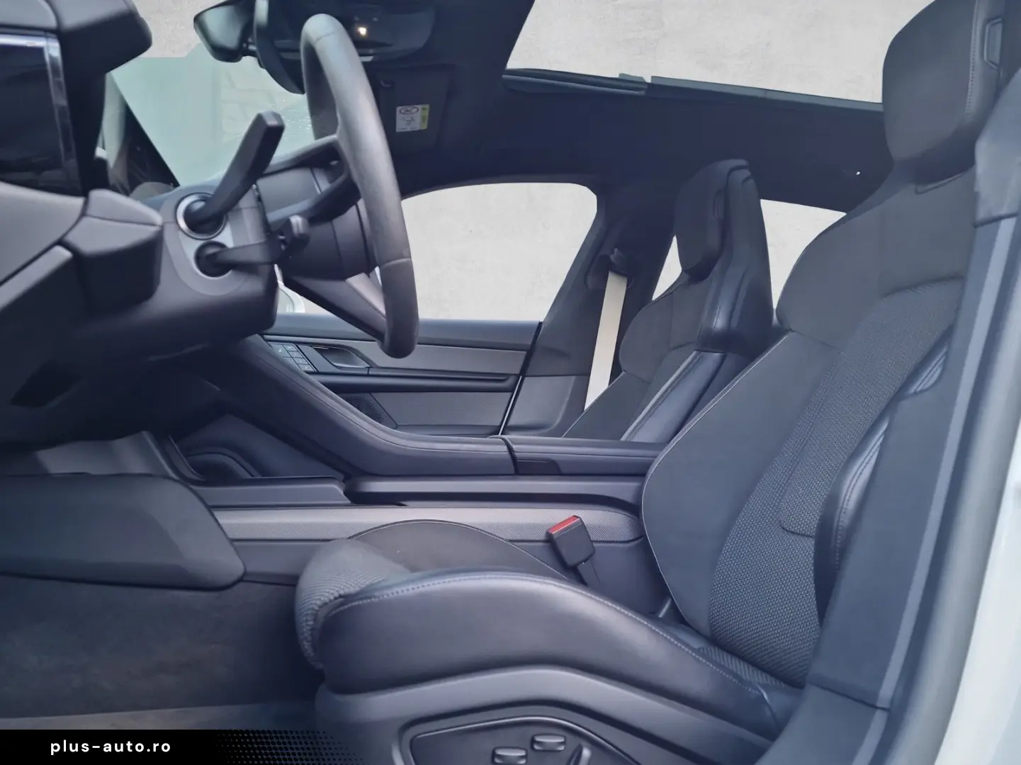 PORSCHE Taycan GTS ST Pano Bose 360 PVTS HuD Vierradlenk