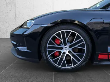 PORSCHE Taycan 4S BOSE PANO 20 Zoll