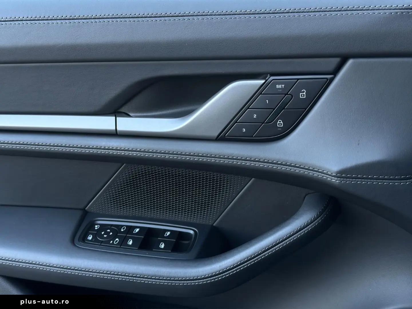 PORSCHE Taycan 4S BOSE PANO 20 Zoll