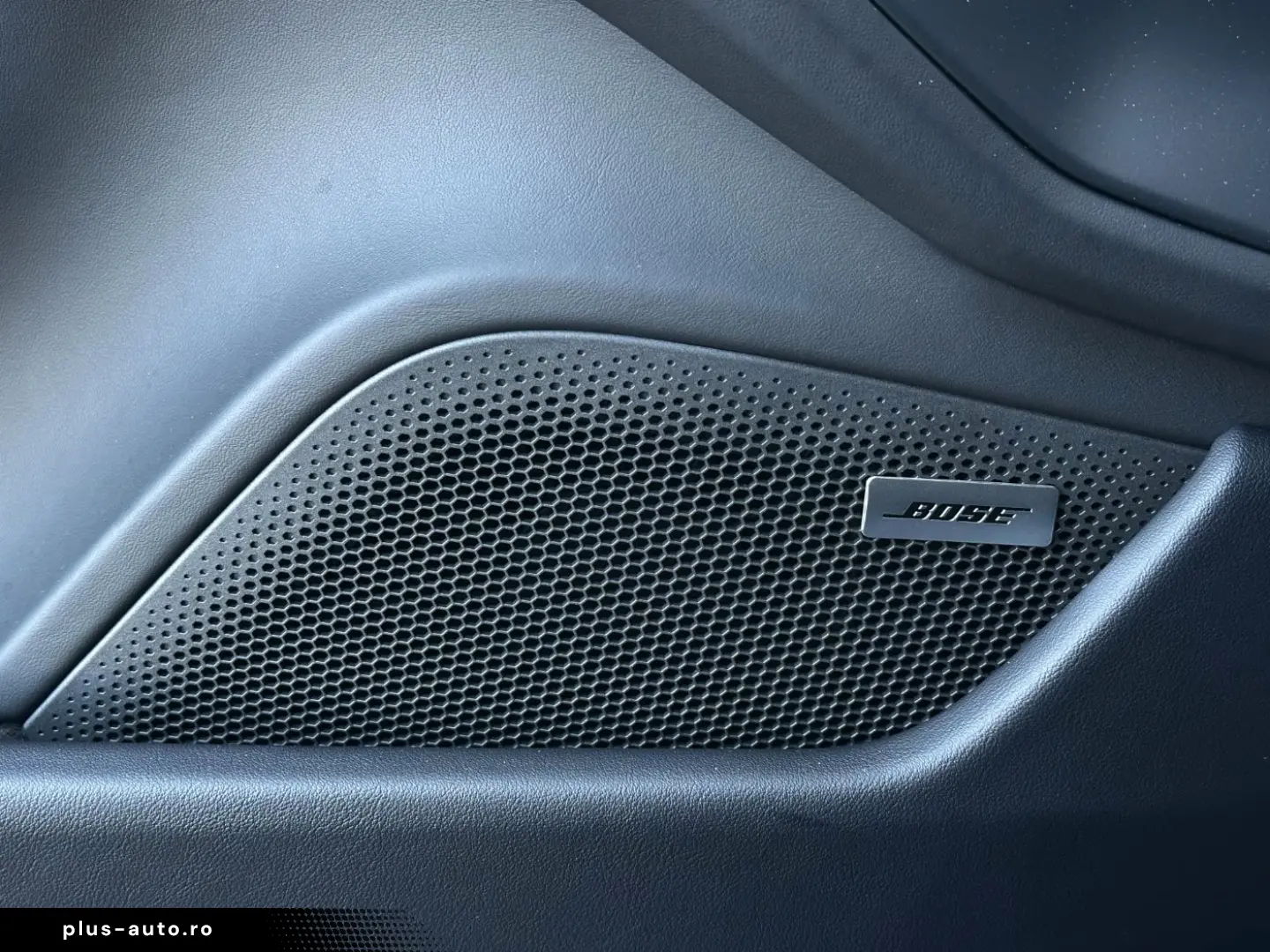 PORSCHE Taycan 4S BOSE PANO 20 Zoll
