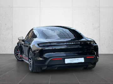 PORSCHE Taycan 4S BOSE PANO 20 Zoll