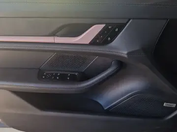 PORSCHE Taycan 4S Pano Matrix Chrono 360  ACC P-Display