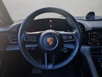 PORSCHE Taycan 4S Pano Matrix Chrono 360  ACC P-Display