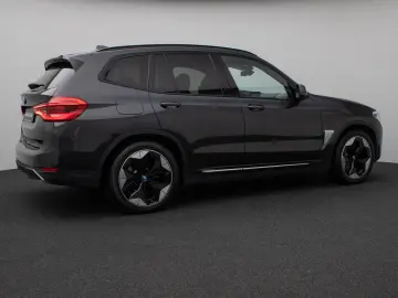 BMW iX3 Impressive Panorama 360 HUD DAB H K Sport