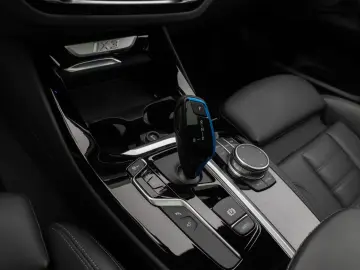 BMW iX3 Impressive Panorama 360 HUD DAB H K Sport