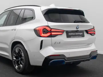 BMW iX3 IMPRESSIVE 360 DAB Alarm HUD Panorama 20Zoll
