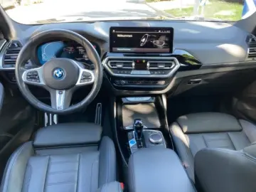 BMW iX3 Sportpaket HUD AD El. Fondsitzverst. Navi Le