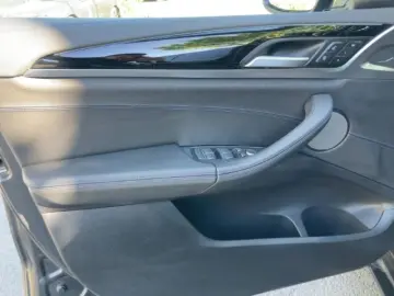 BMW iX3 Sportpaket HUD AD El. Fondsitzverst. Navi Le