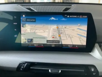 BMW iX1 xDrive 30 AD Navi Digitales Cockpit Soundsys