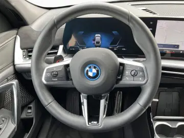 BMW iX2 eDrive20 M SPORT AdpLED DriveAss  ParkAss