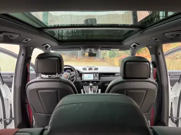 PORSCHE Cayenne S Matrix Chrono Pano Bose Softclose