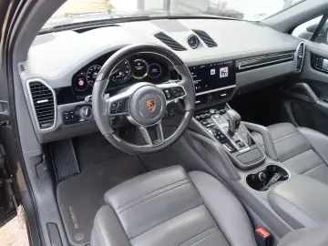 PORSCHE Cayenne E-Hybrid S.Heft Head-up Bose Matrix-LED