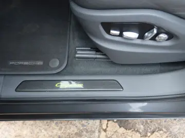 PORSCHE Cayenne E-Hybrid S.Heft Head-up Bose Matrix-LED