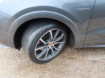 PORSCHE Cayenne E-Hybrid S.Heft Head-up Bose Matrix-LED