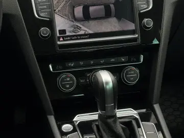 VOLKSWAGEN PASSAT B8