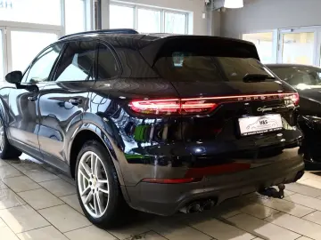 PORSCHE Cayenne E-Hybrid
