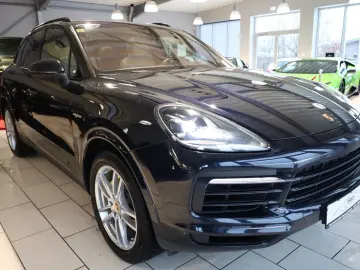 PORSCHE Cayenne E-Hybrid