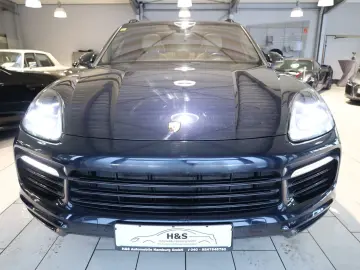 PORSCHE Cayenne E-Hybrid