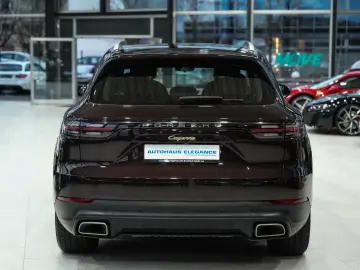 Porsche Cayenne E-Hybrid SPORT-CHRONO 14-