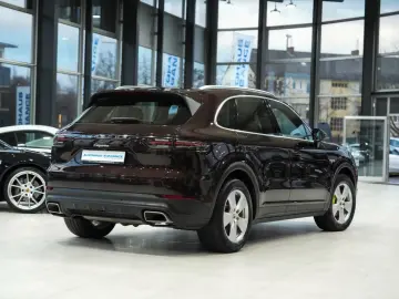 Porsche Cayenne E-Hybrid SPORT-CHRONO 14-