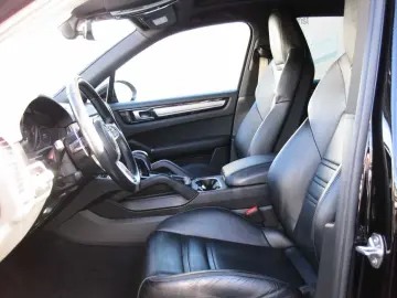 PORSCHE Cayenne Tiptronic S 1.HD dt.Fzg.Platinum Edition