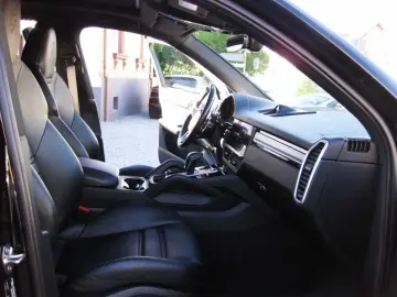 PORSCHE Cayenne Tiptronic S 1.HD dt.Fzg.Platinum Edition