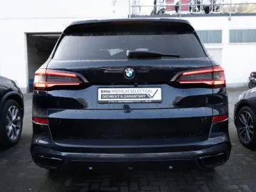 BMW X5 PANO HUD 360  LASER LED SITZBELÜFTUNG M50i