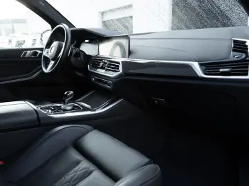 BMW X5 PANO HUD 360  LASER LED SITZBELÜFTUNG M50i