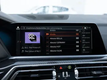 BMW X5 PANO HUD 360  LASER LED SITZBELÜFTUNG M50i