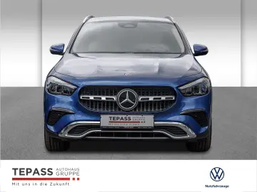 MERCEDES-BENZ GLA 220 Progressive ADVANCED-PLUS WINTER-PLUS