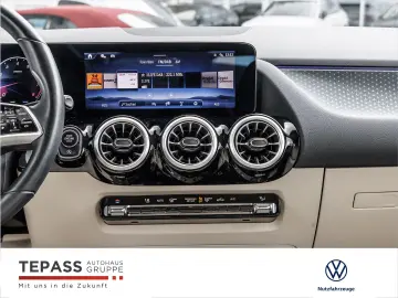 MERCEDES-BENZ GLA 220 Progressive ADVANCED-PLUS WINTER-PLUS