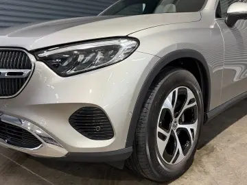 MERCEDES-BENZ GLC 220 d 4M Avantgarde Pano Standhz. …