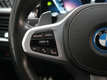 BMW X5 xDrive50e M Sport Leder Kamera HUD H&K Wide A