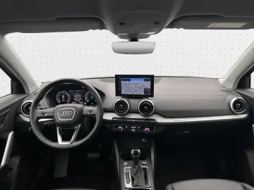 AUDI Q2 Advanced 40 TFSI quattro Navi LED PDC Virtual