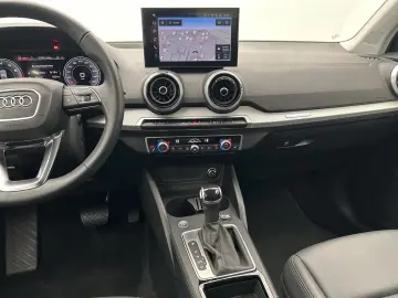 AUDI Q2 Advanced 40 TFSI quattro Navi LED PDC Virtual