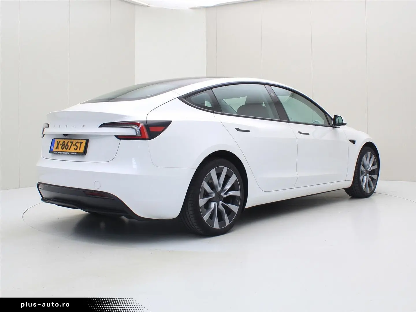 TESLA Model 3 Standard RWD Plus 95% SoH HIGHLAND [ LFP