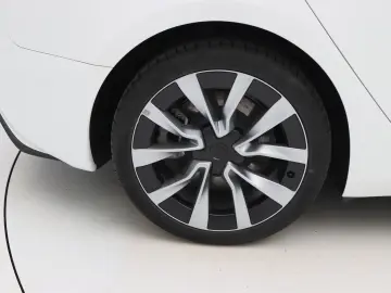 TESLA Model 3 Standard RWD Plus 95% SoH HIGHLAND [ LFP