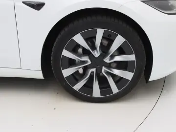 TESLA Model 3 Standard RWD Plus 95% SoH HIGHLAND [ LFP